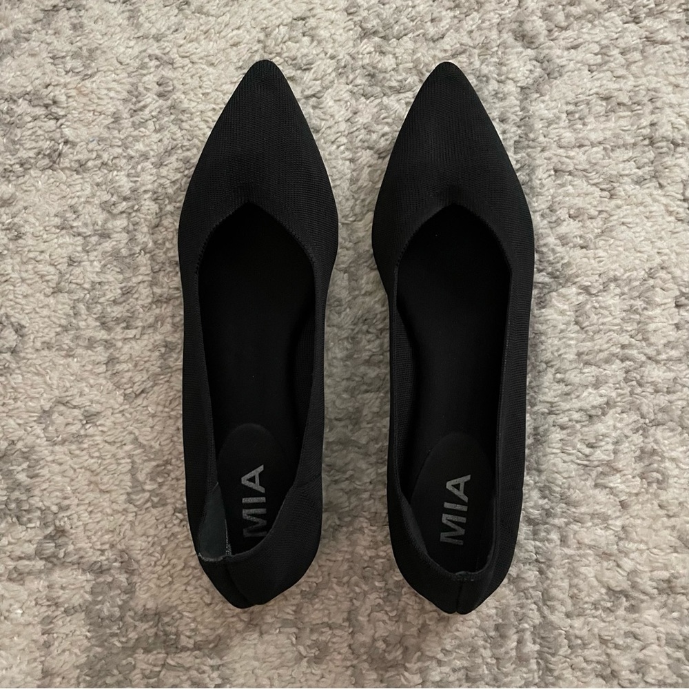 MIA | Stitch Fix | black woven tortoise shell heel pointed toe flats size 8.5